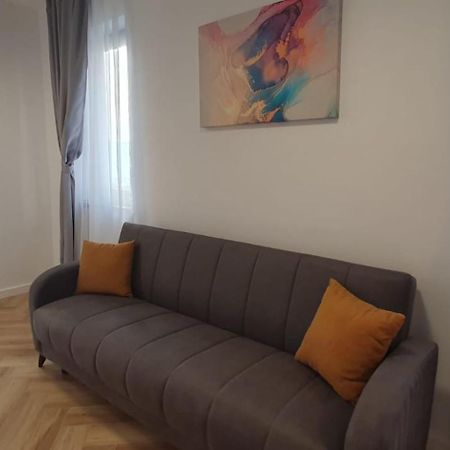 Cinque Stelle Hotel Apartments Kluż-Napoka Zewnętrze zdjęcie