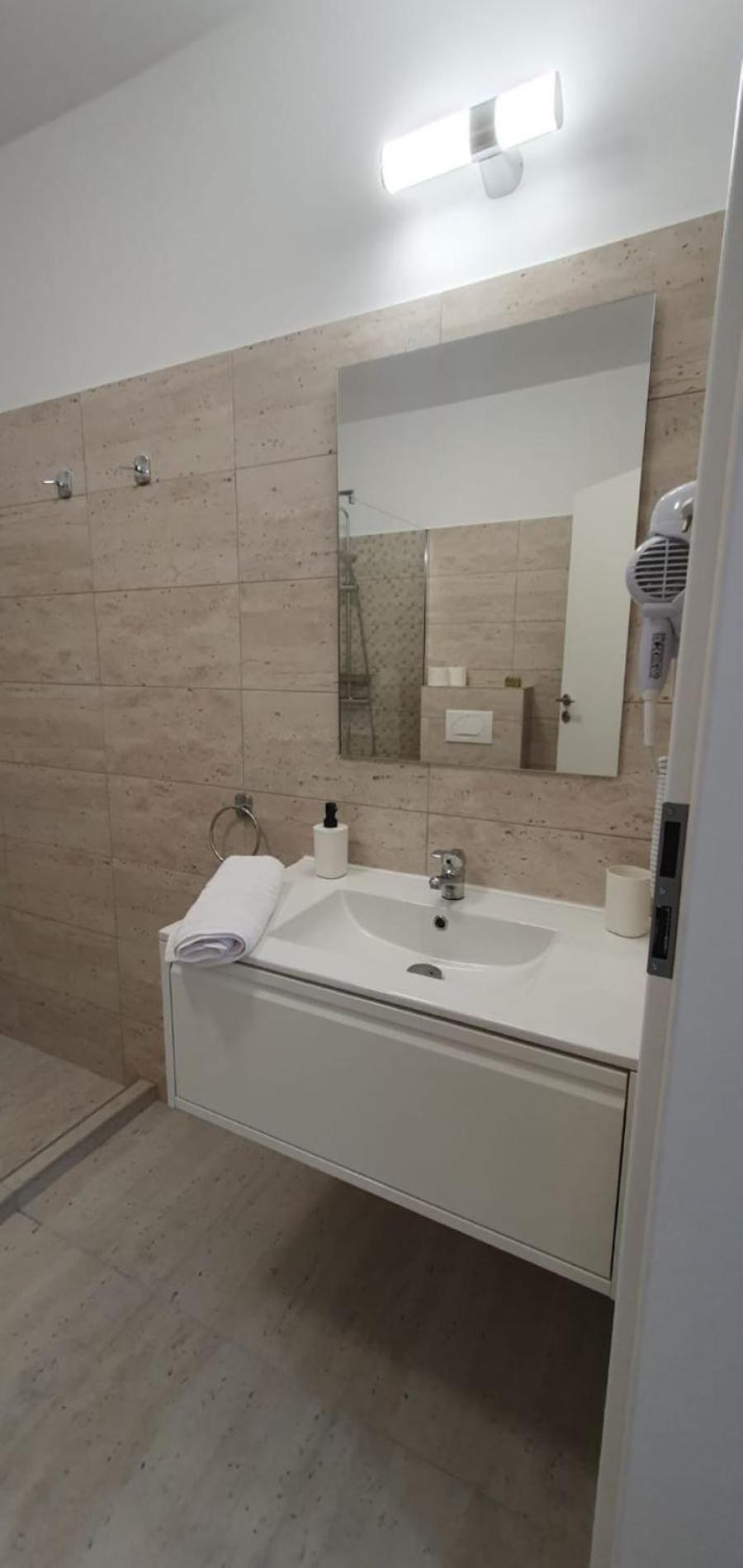 Cinque Stelle Hotel Apartments Kluż-Napoka Zewnętrze zdjęcie