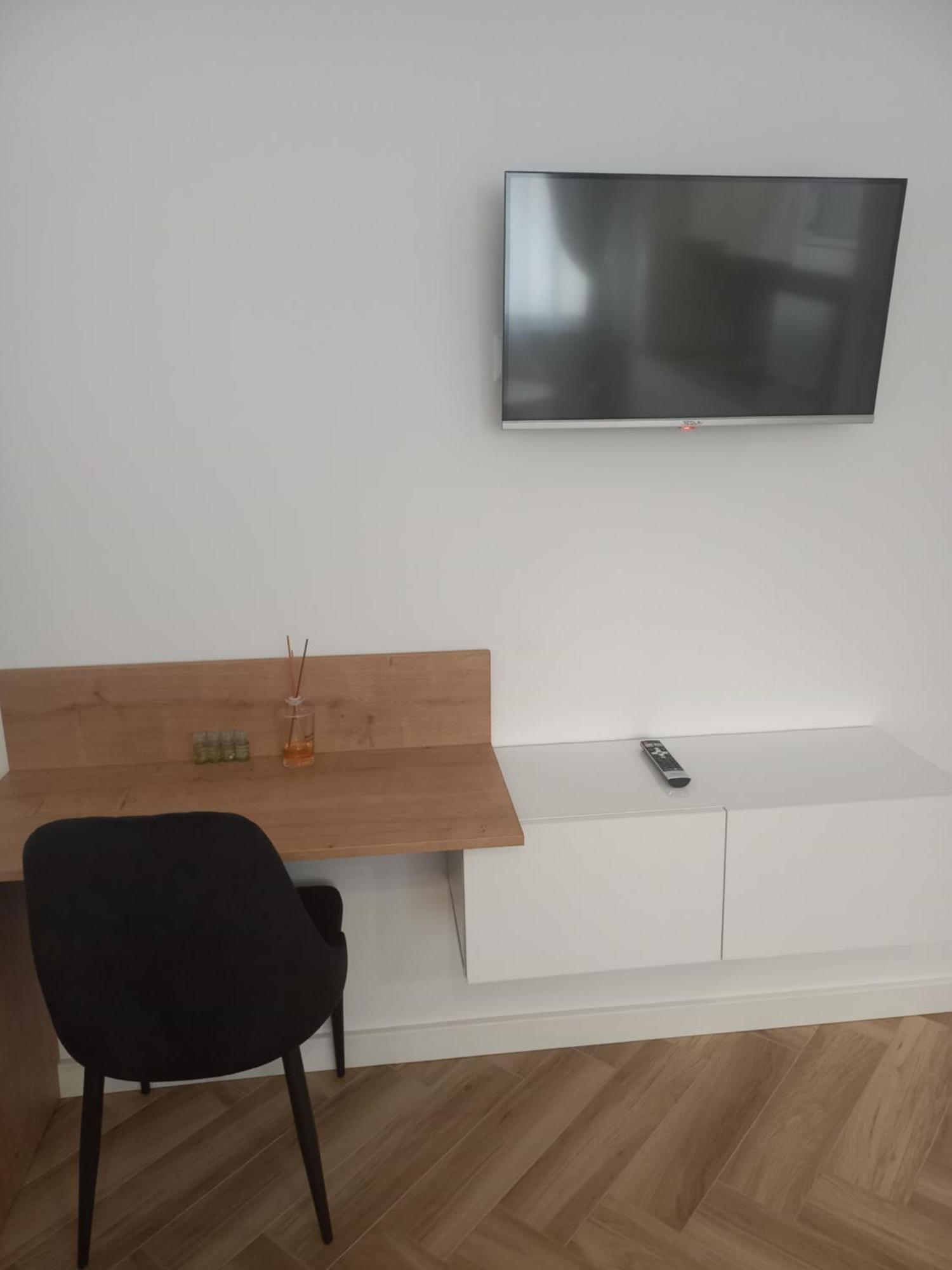 Cinque Stelle Hotel Apartments Kluż-Napoka Zewnętrze zdjęcie