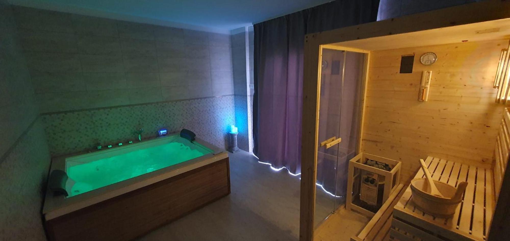 Cinque Stelle Hotel Apartments Kluż-Napoka Zewnętrze zdjęcie