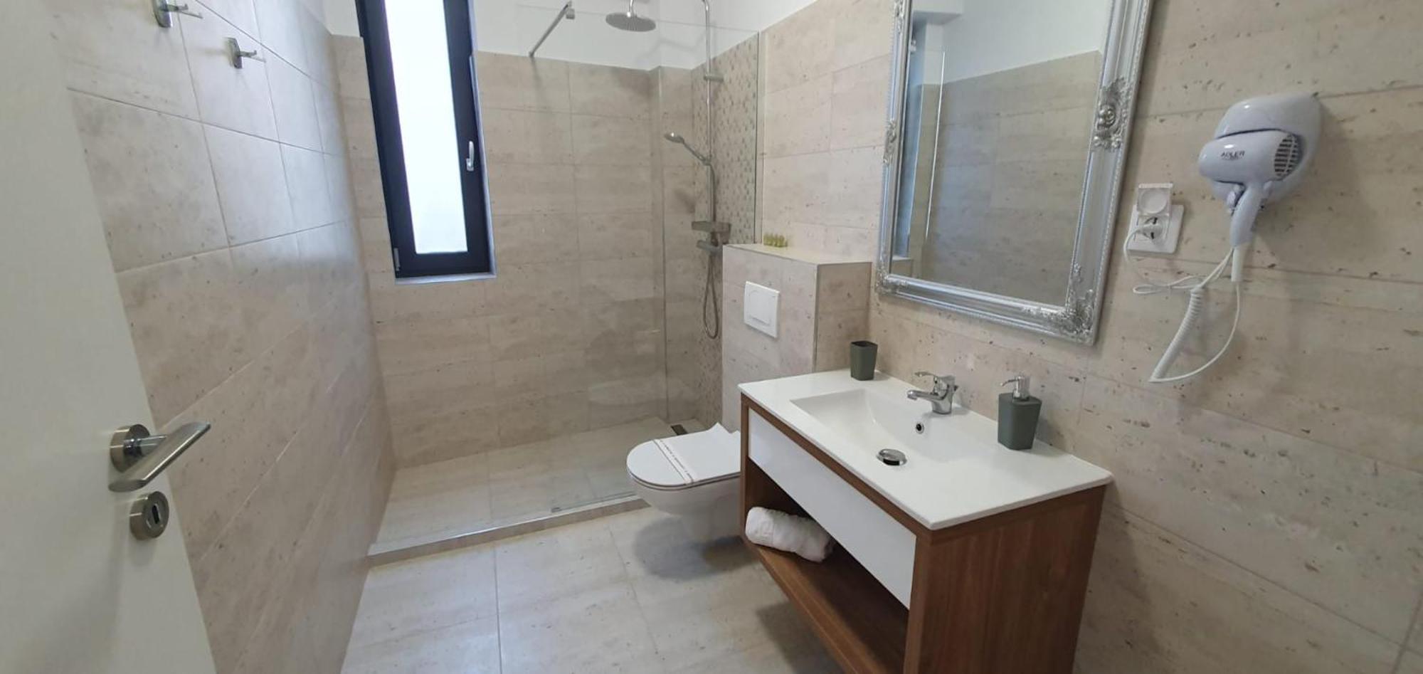 Cinque Stelle Hotel Apartments Kluż-Napoka Zewnętrze zdjęcie